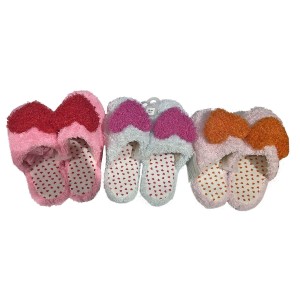 67-215 WOMEN'S SLIPPERS WITH A HEART χονδρική, Accessories χονδρική